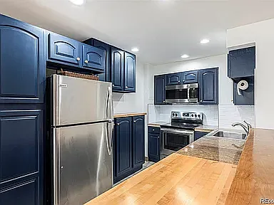 480 S Marion Pkwy #402 — Photo 4