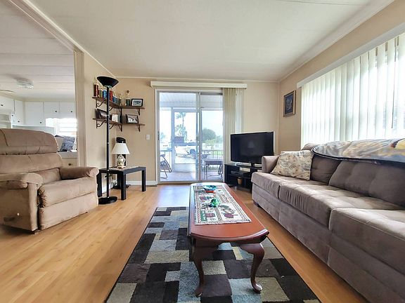 5th image of 34472 Palm Dr