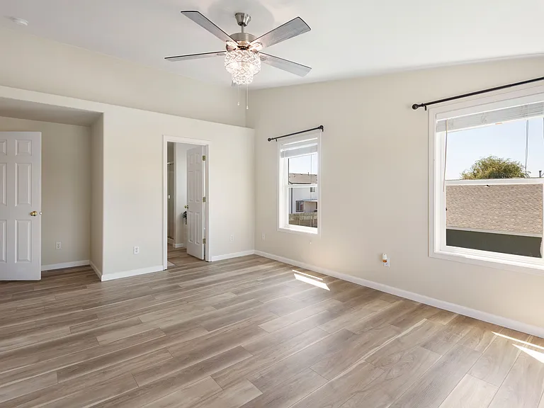 9104 Jersey Dr — Photo 30