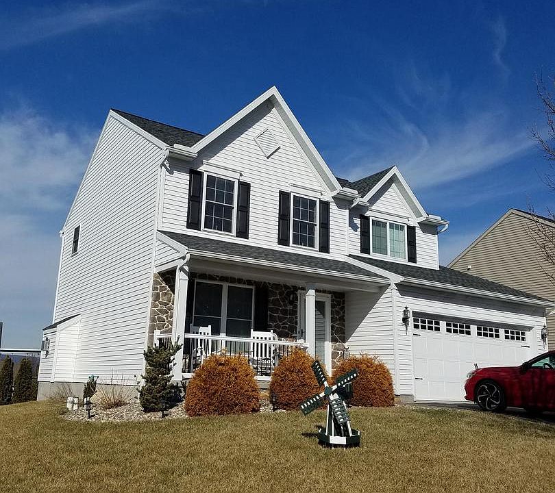 1st image of 59 Sweetbriar Ln