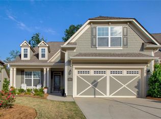 3844 Sweet Magnolia Dr, Gainesville, GA 30504