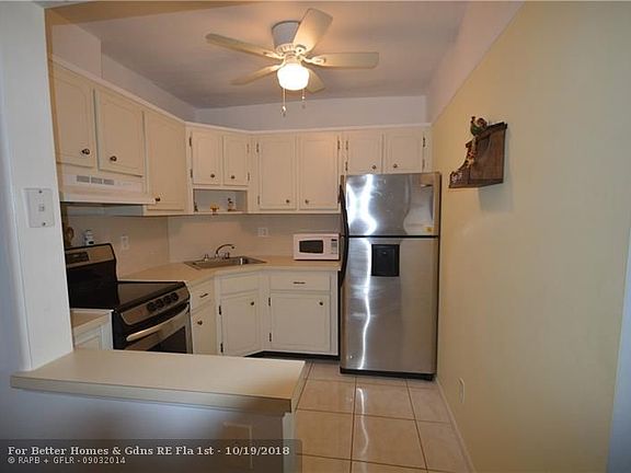 2nd image of 2455 NE 51st St #E-106