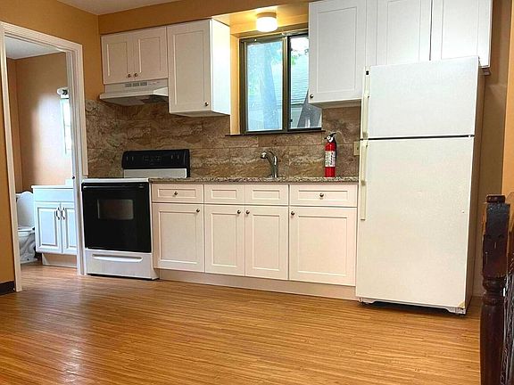 5th image of 716 W Lackawanna Ave #1