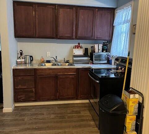 2nd image of 510 Minor St