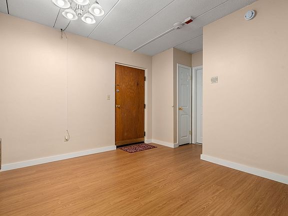 5th image of 90 High St APT 309