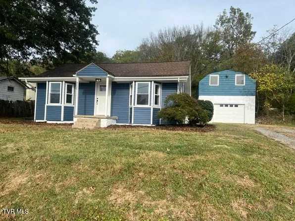 4220 Maplewood St, Kingsport, TN 37660