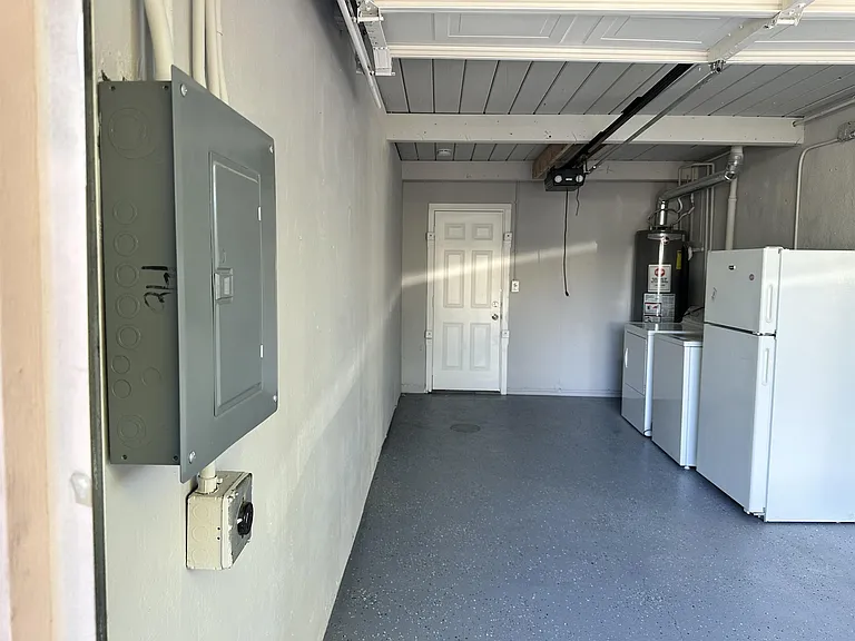 28 Mermaid Ct — Photo 12