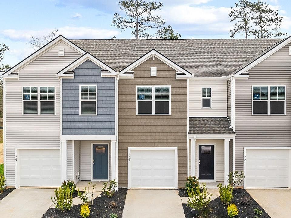 1st image of 124 Cypress Hollow Way