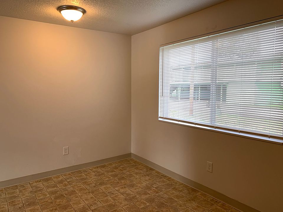 19 Plex Apartments Kelso, WA Zillow