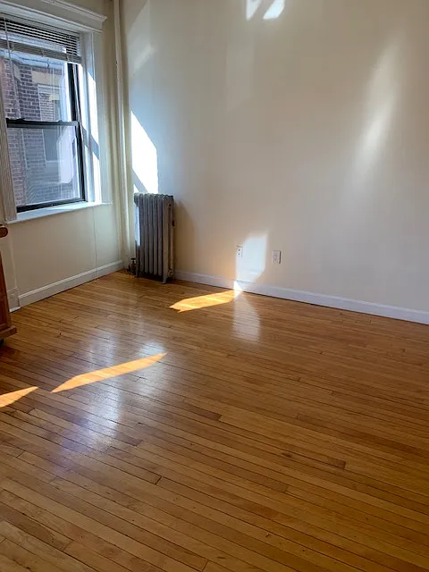 2 bed, 700 sqft, $2,450 — Photo 4