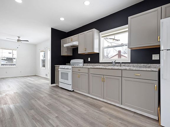 5th image of 1821 Belmont Ave