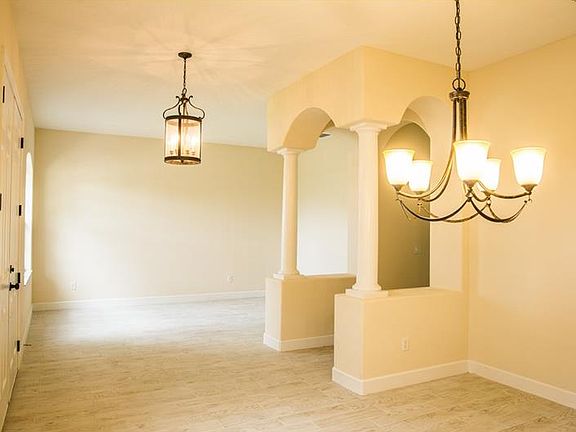 3rd image of 26814 Winged Elm Dr