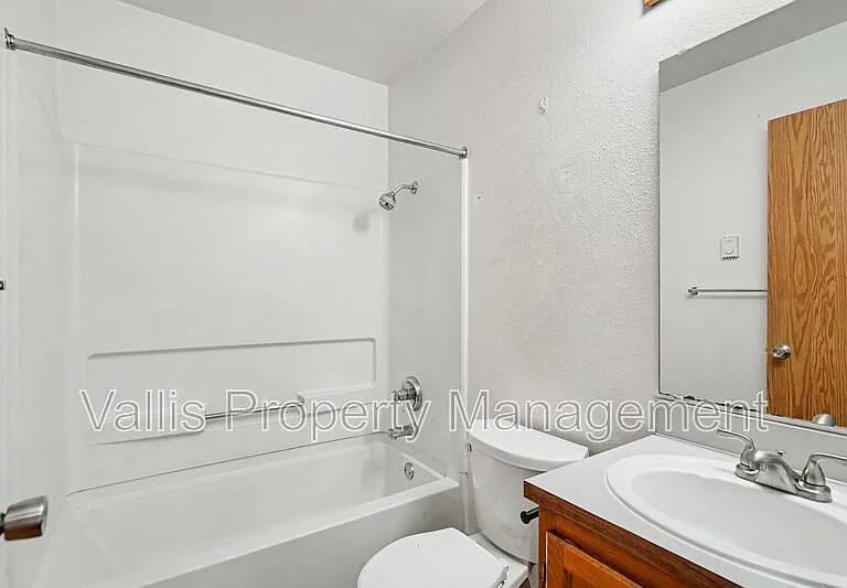 5262 Springcrest Dr S — Photo 23