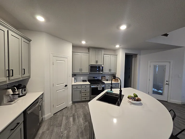 7008 Windmill St — Photo 6