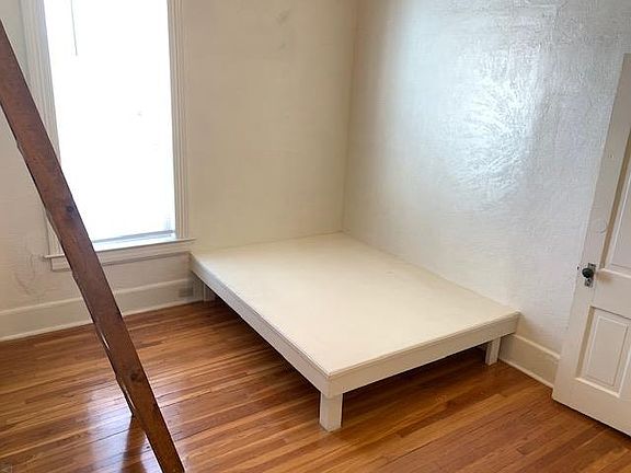 5th image of 2510 S Espina St #3