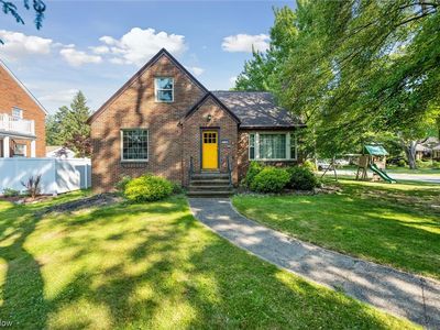 5735 Chestnut Dr, Parma, OH, 44129