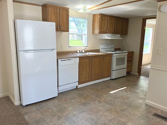 2nd image of 101 N Michigan St Lot 16