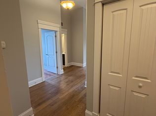 256 N Main St #2E, Seneca, IL 61360
