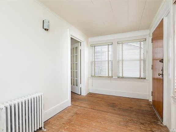 5th image of 22121 106th Ave