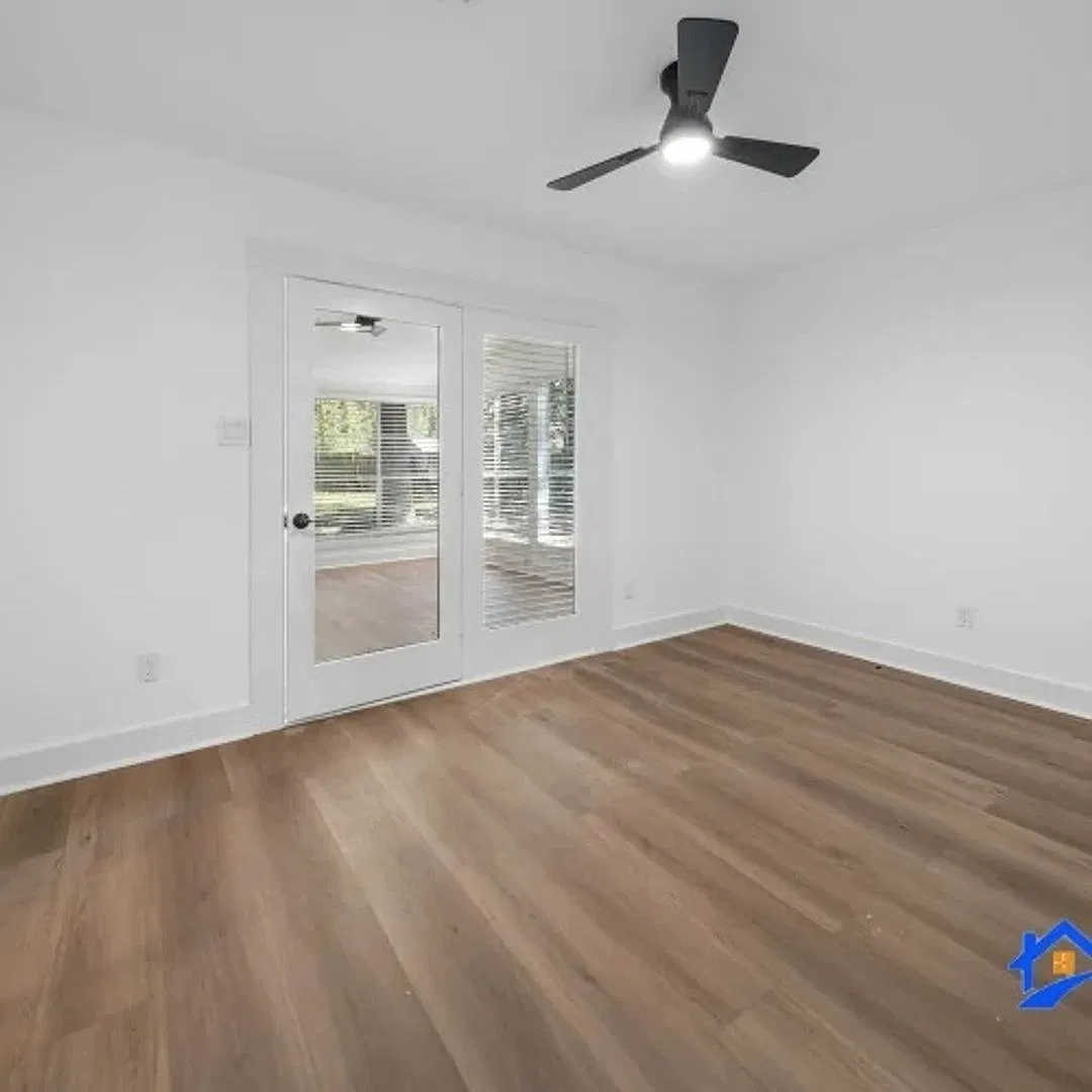 Spacious 3-Bedroom Home in Huffman | 3539 Dryburgh Ct — Photo 4