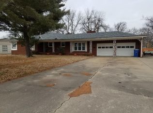 1625 Washington Dr, Miami, OK 74354