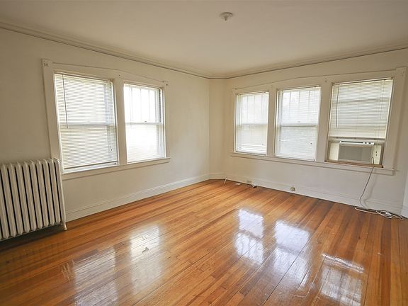 2BD-102MtAuburnLR