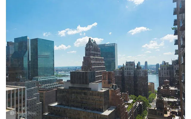 Rented by Douglas Elliman | media 19