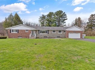 104 Tolbert Dr, North Syracuse, NY 13212