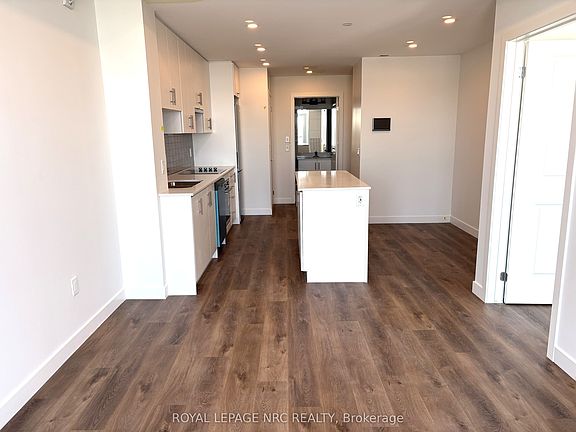 2nd image of 461 Green Rd #921