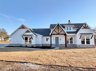 2000 Collin St, Weatherford, TX 76085