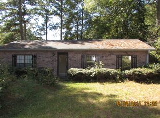1187 Shady Ln, Lilburn, GA 30047