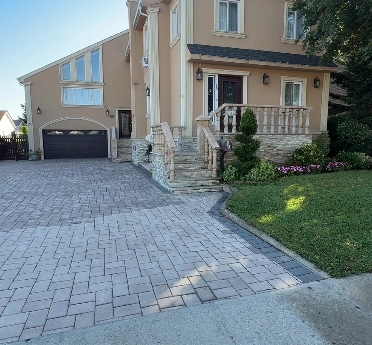 35 Franklin St — Photo 1