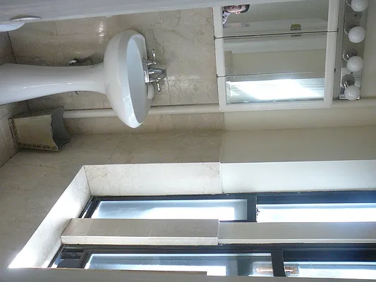 Rented by Kings Court Real Estate | media 70