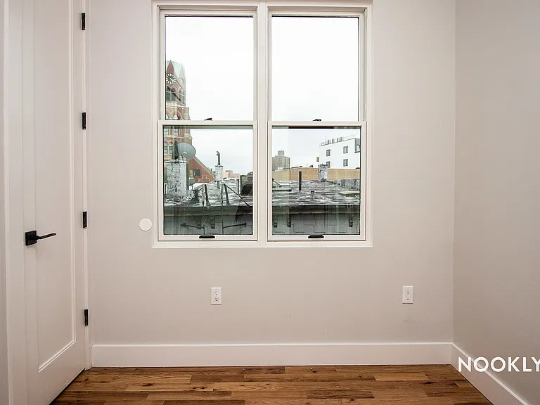 48 Jefferson St #4B — Photo 8