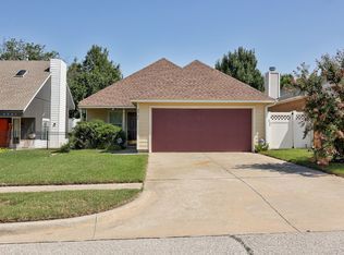 3727 Cedar Ridge Dr, Norman, OK 73072