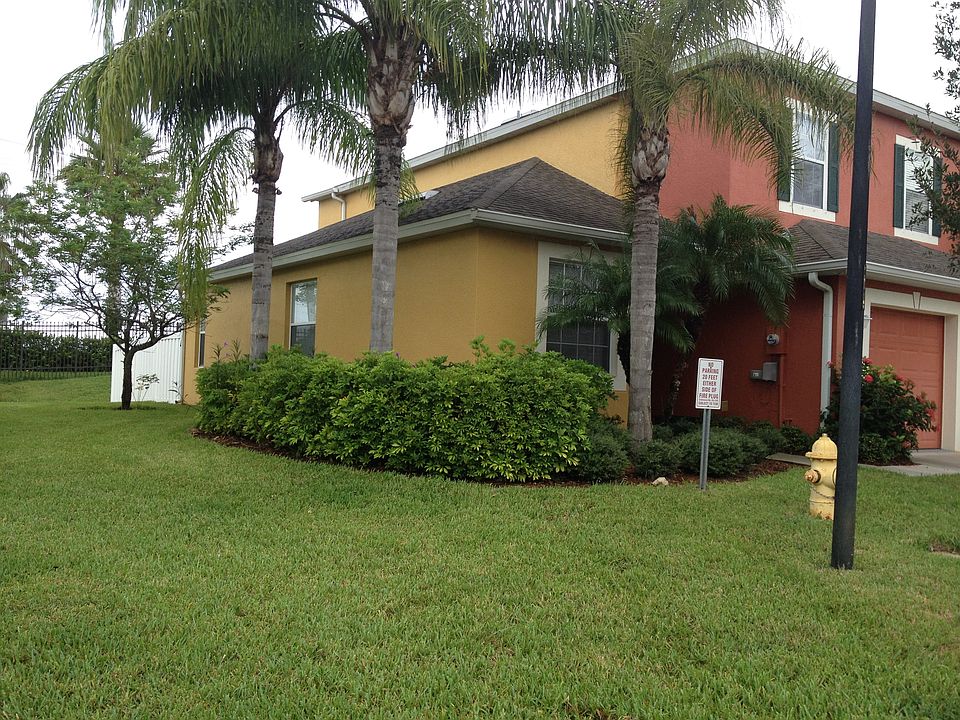 1st image of 3610 Pine Oak Cir APT 101