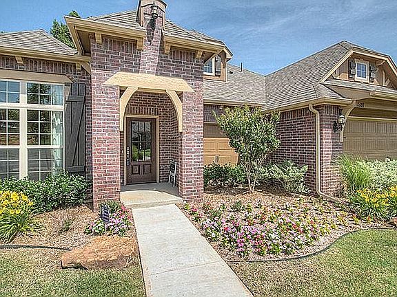 Archer Premier - Front Entrance