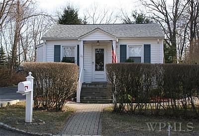 1st image of 20 Livonia Dr