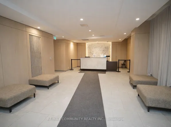 225 Veterans Dr #1206, Brampton, ON L7A 5L7