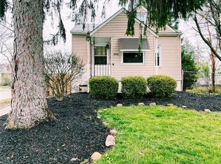 4043 W 226th St, Fairview Park, OH