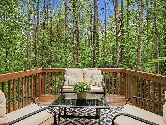 4th image of 5411 Vista View Ct