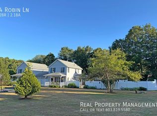 4 Robin Ln, Greenland, NH 03840