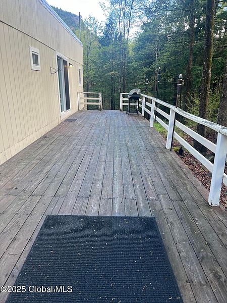 3rd image of 434 Old Stage Road
