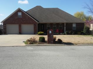 1202 Kirkwood Dr, Paragould, AR 72450