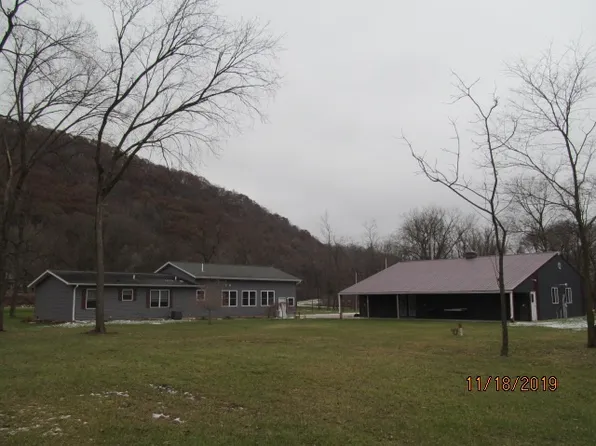 4806 Old C Rd, Boscobel, WI 53805