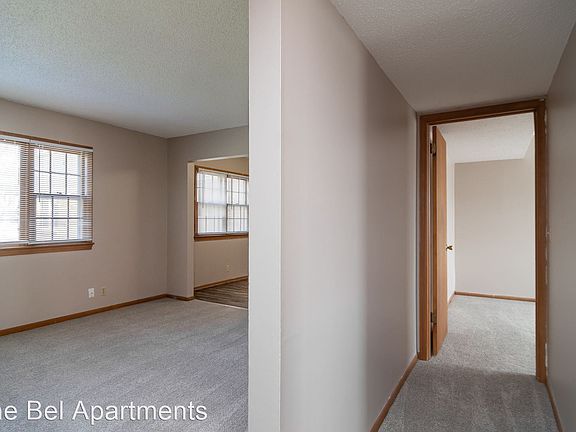 5th image of 2325 Village Ct #8