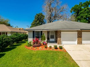 3922 Hollows Dr, Jacksonville, FL 32225