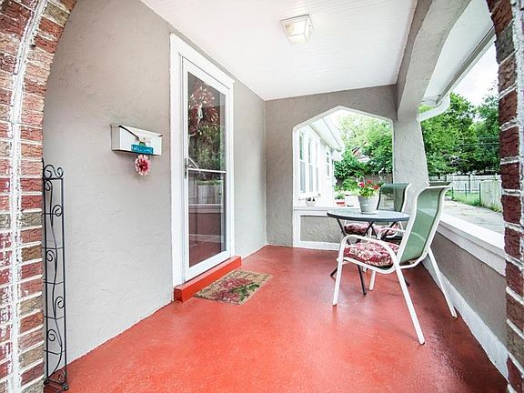 Darling covered front porch.