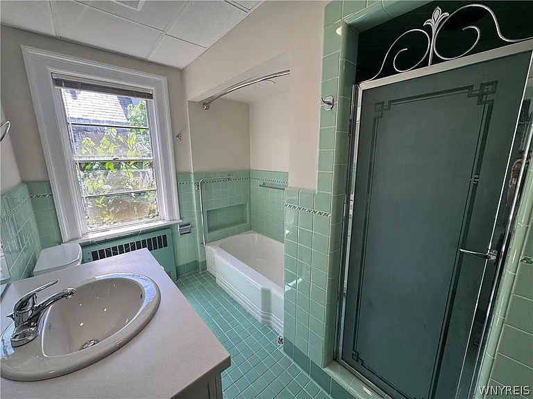 77 W Humboldt Pkwy #B — Photo 21
