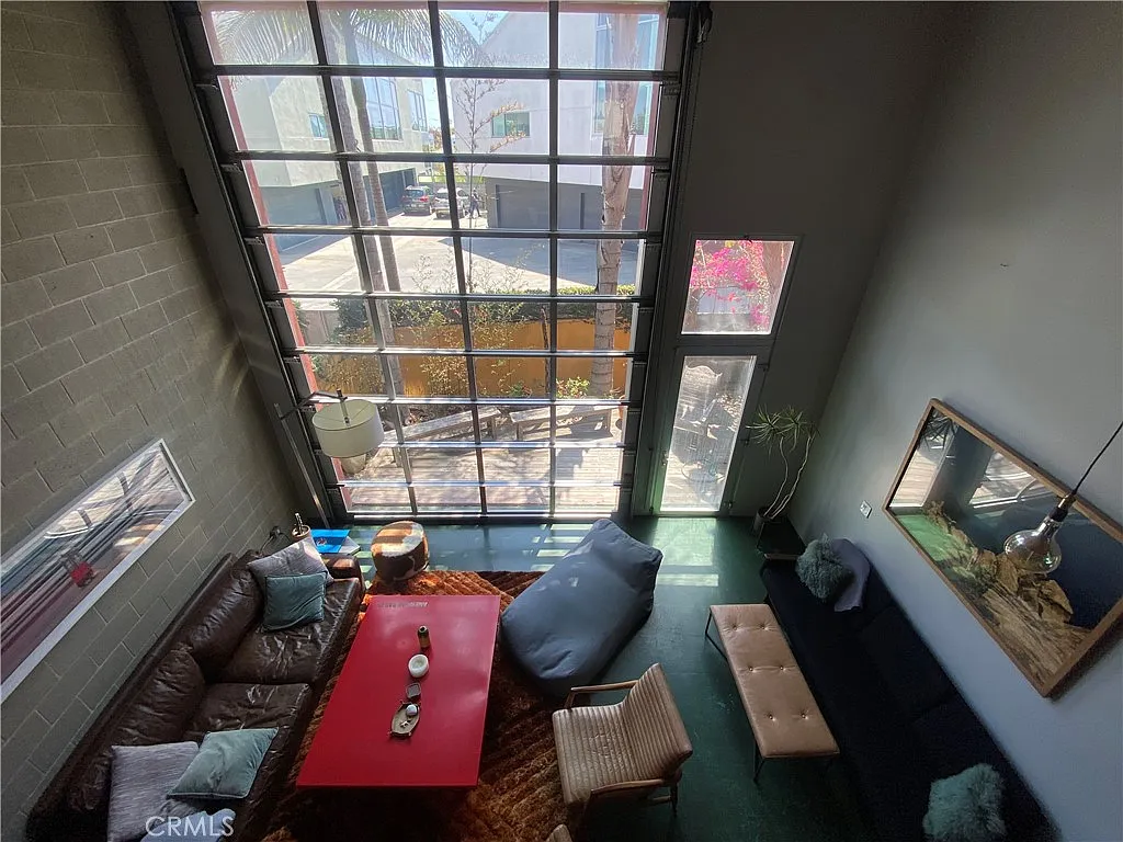 Building Photo - 2114 Narcissus Ct